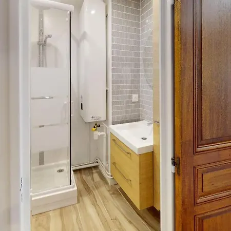 Apartment Grand F5 Avec Balcon & Parking - Proche Gare & Universite Le Havre